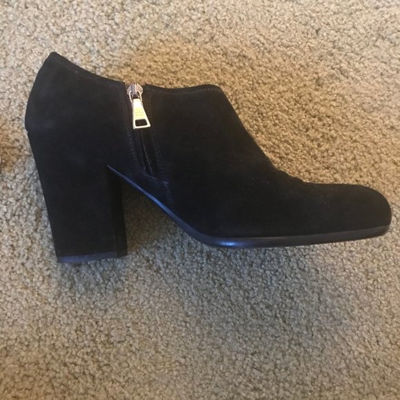 Prada Boots - Picture 3 of 4